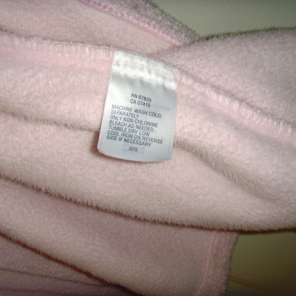 NAUTICA Sleepwear Fluffy Pink Robe in L-XL - Picture 9 of 15